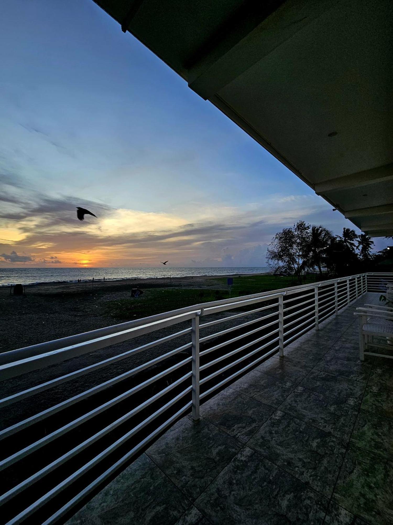 Asthamaya Beach Alappuzha Luaran gambar